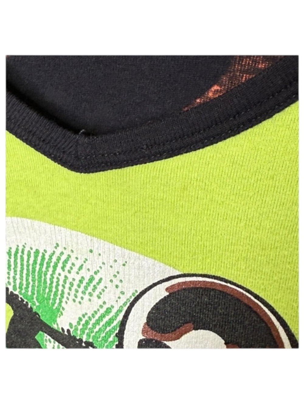 Rare: Custo Barcelona 𖦹 Camera Girl Photography Babe Tee 𖦹 Black Green 𖦹 Large - Picture 13 of 16